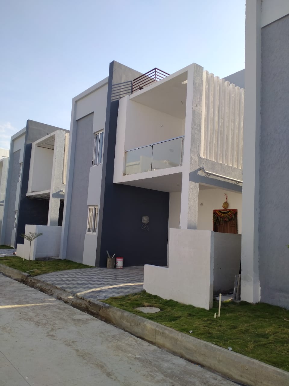 VILLAS FOR SALE IN WATER FORNT AT PATANCHERU