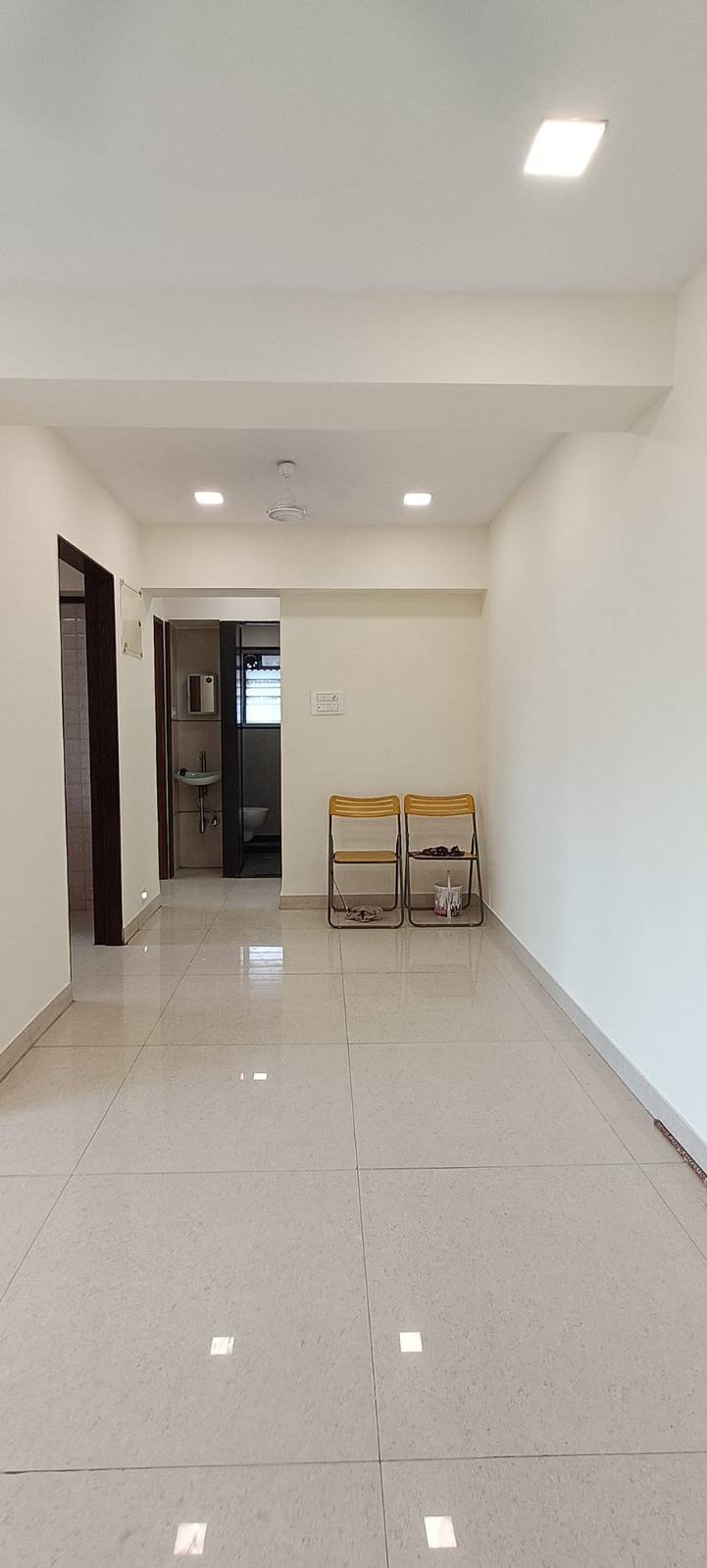 2 BHK Available for Sale in Mithaghar Road, Mulund East, Mumbai