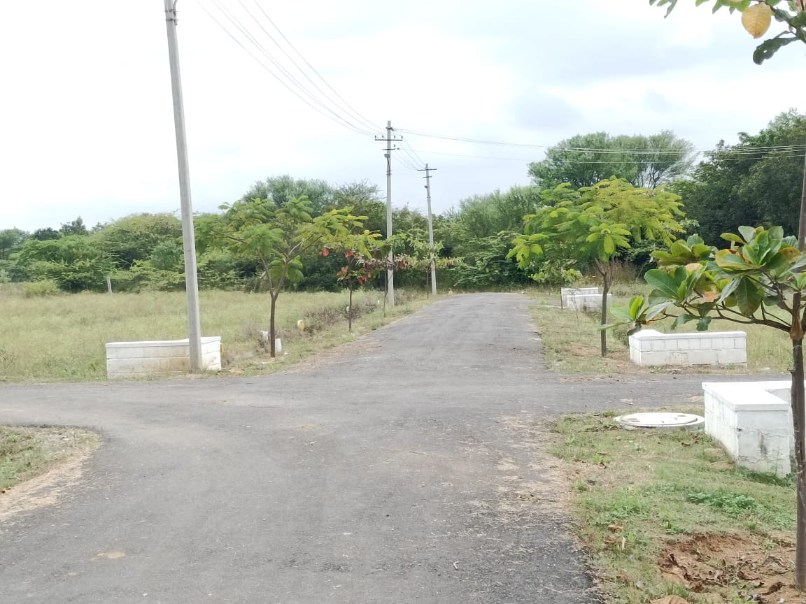 45 well designed plots beautifully planned 5 acre gated community at Chikkaballapur