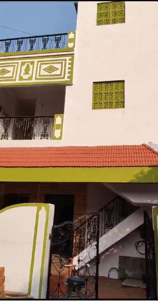 independent house for sale near masjid, Borgaon
