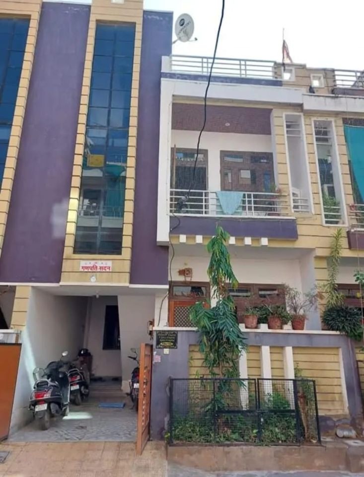 111 Gaj 6BHK House For Sale in Niwaru Road,Jaipur