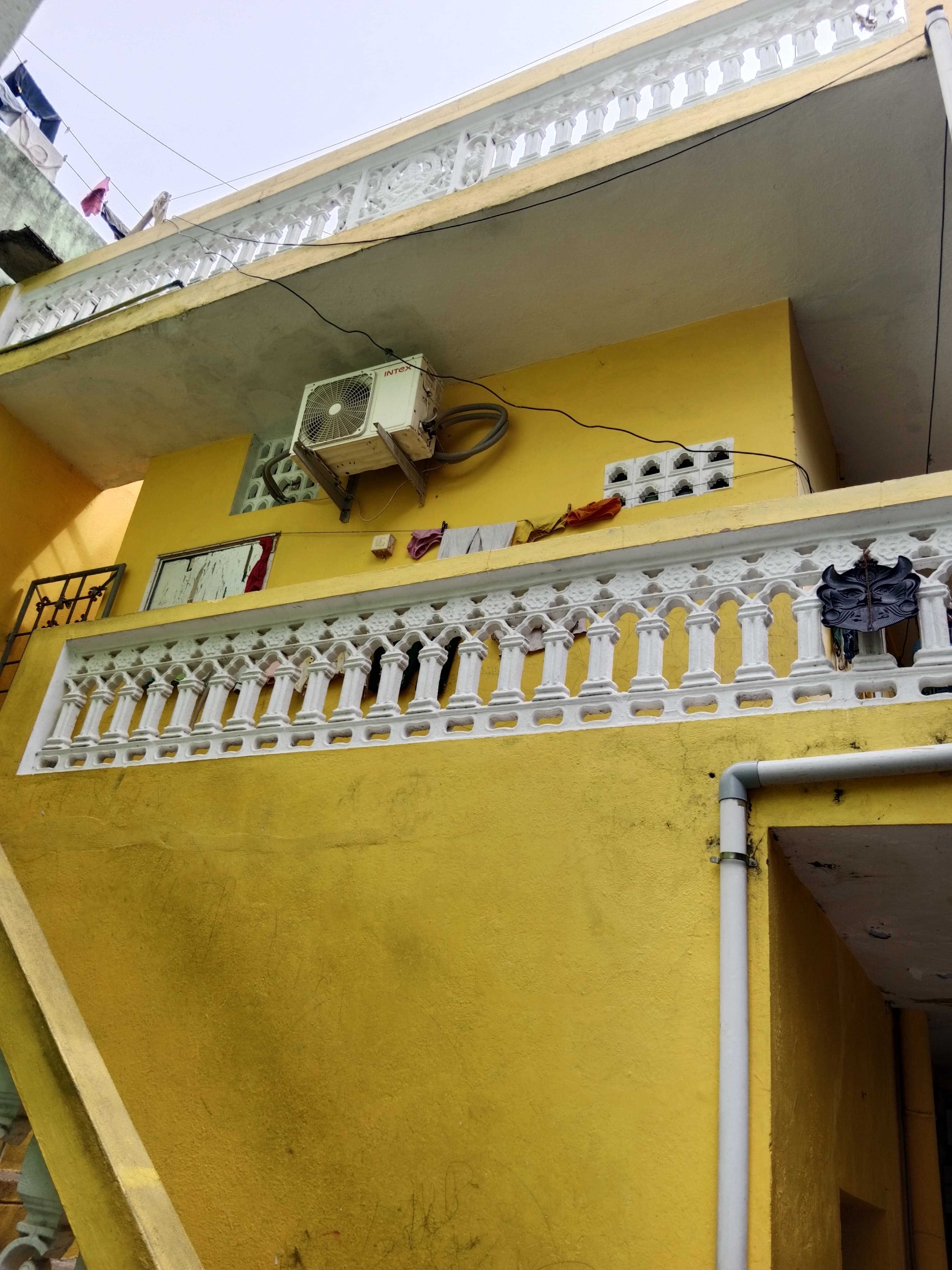5 HOUSE RENTAL INCOME PROPERTY FOR SALE AT 85 LAKHS IN PRIME AND POSH AREA - VIRUGAMBAKKAM, CHENNAI
