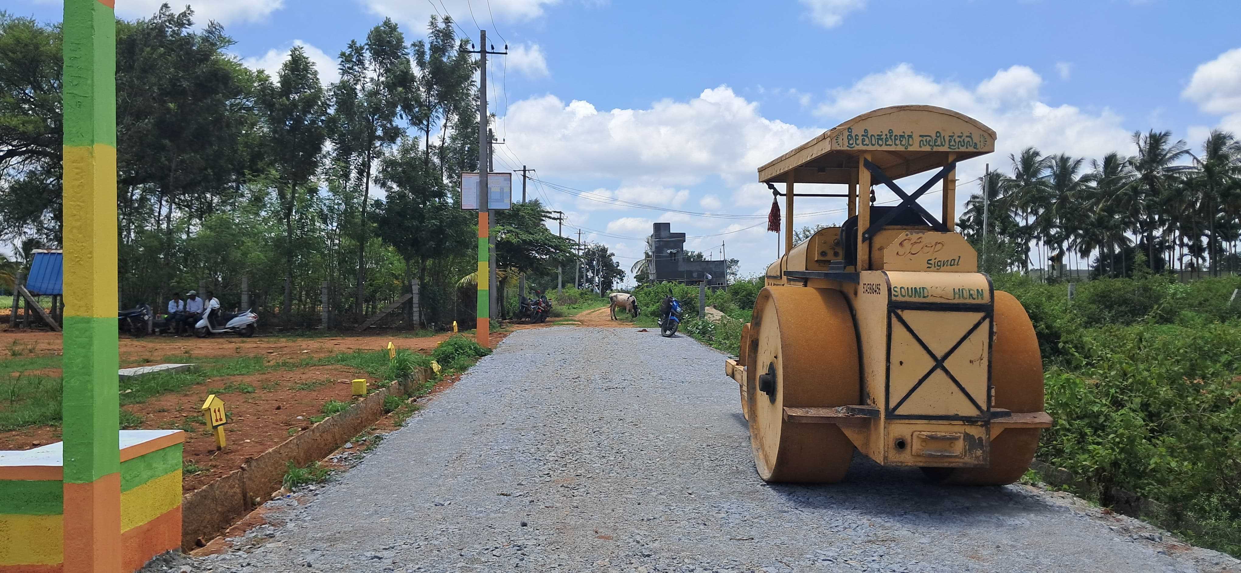 Rajalakshmi Layout at Kukkenahalli village Near Nelamangala to Hesaraghatta Main Road