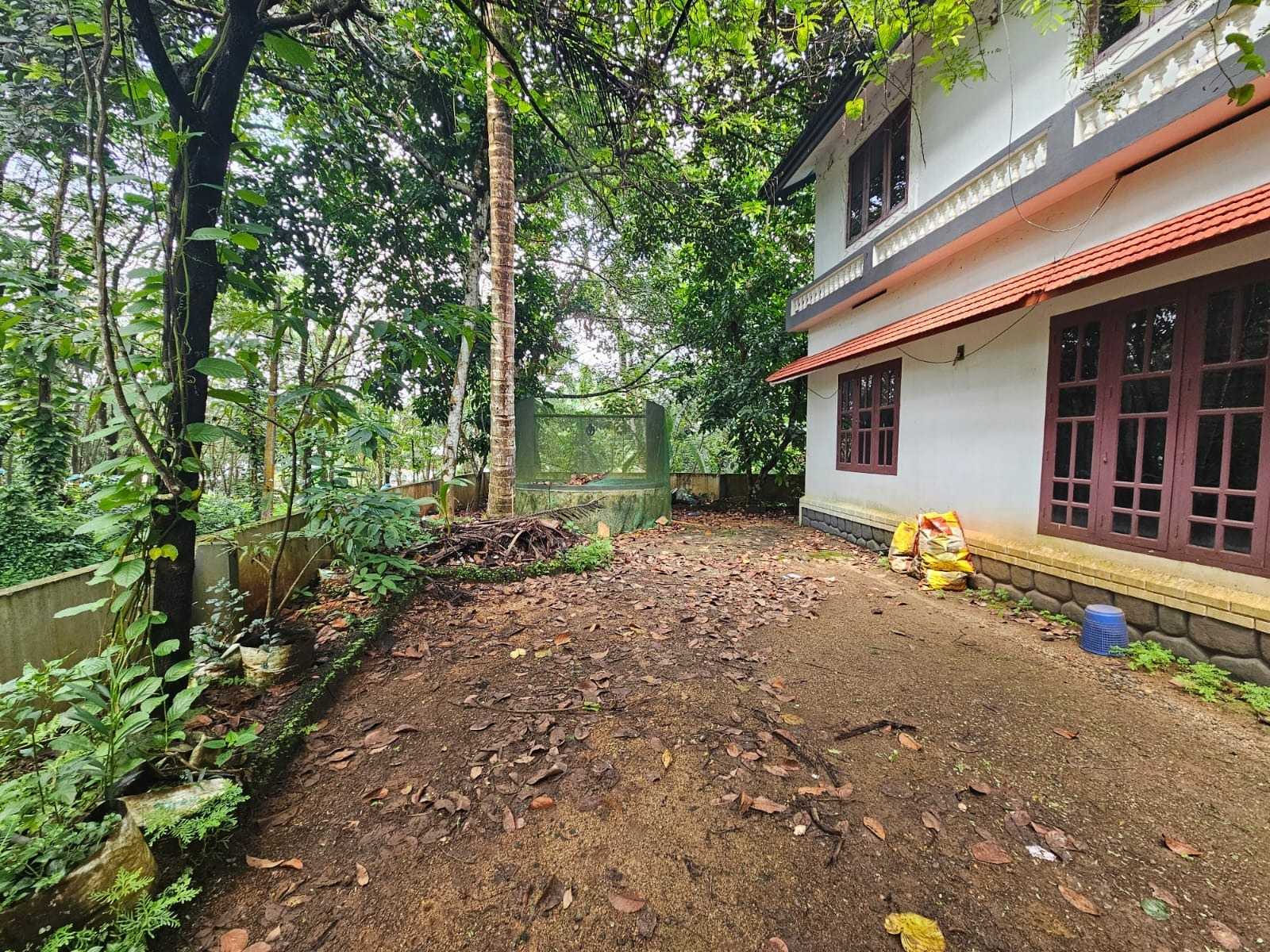 4BHK House for Sale in Thodupuzha, Kerala