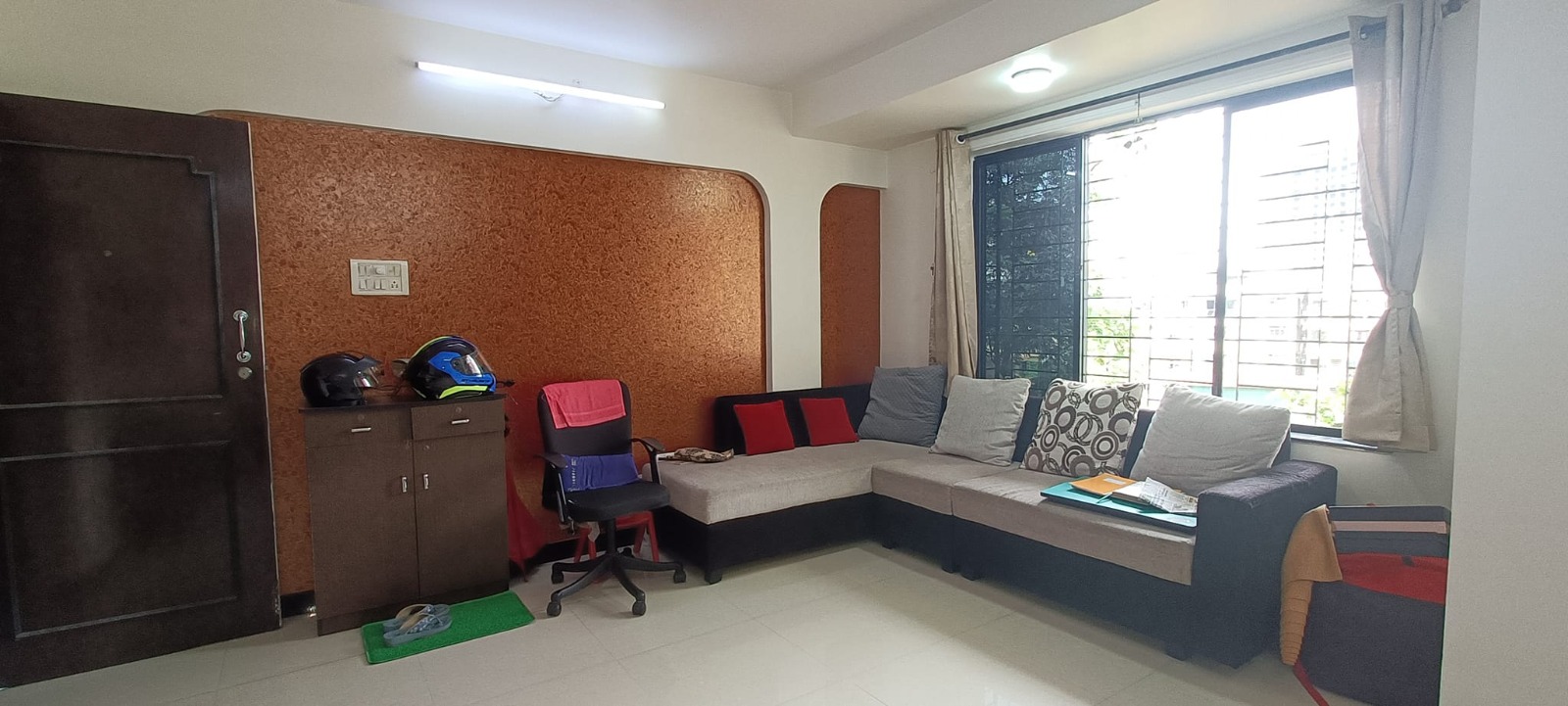 2 BHK Available for Sale in Tata Colony, Mulund East, Mumbai