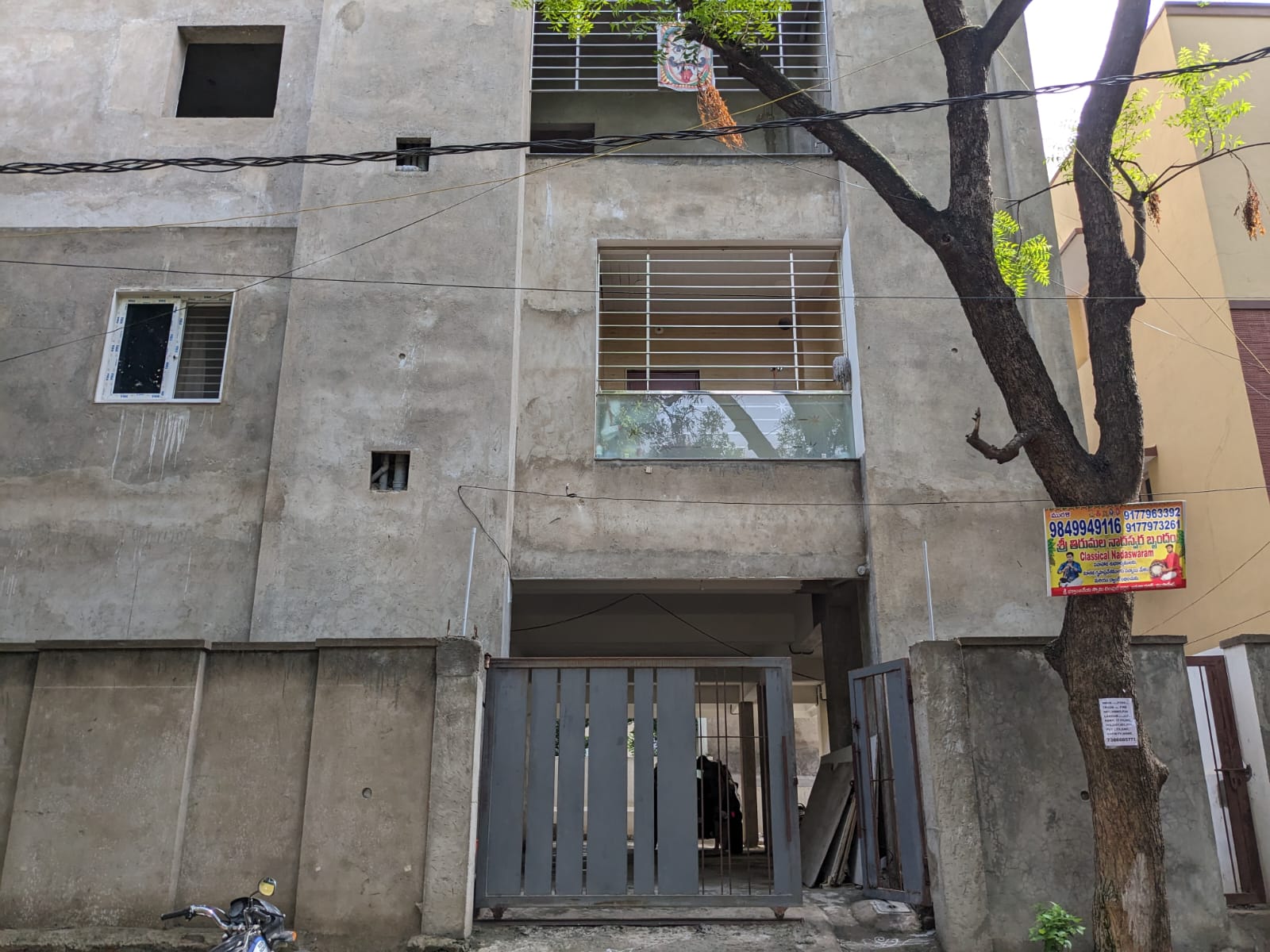 Semi finished building G+3 suitable for hospital/school/hotel etc at Madhuranagar/ Vengalrao nahar,HYDERABAD 