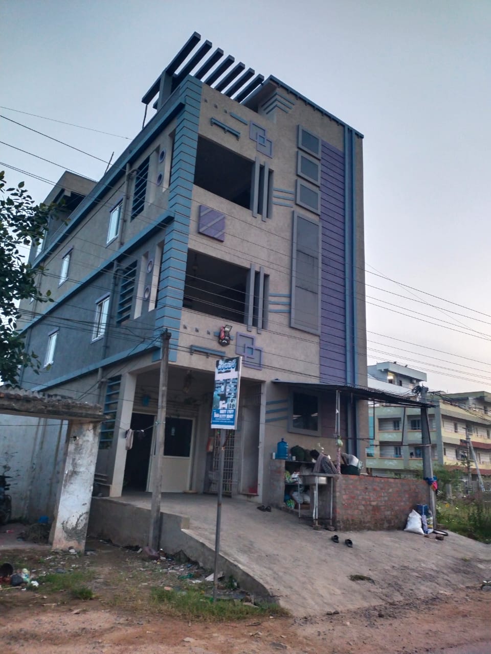 Independent House For Sale At Vaddeshwaram