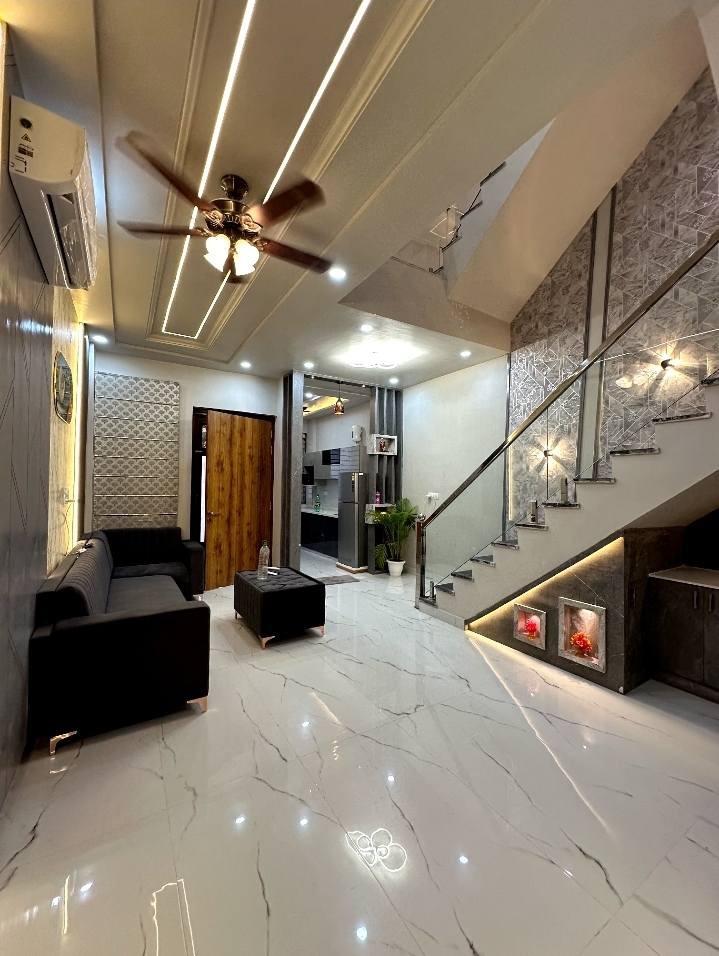 100 Sq yds Magnificent House for Sale in Jaipur