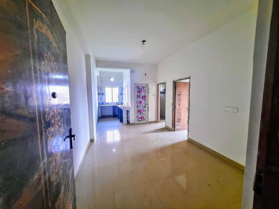 Spacious 2BHK Apartment flats  for Sale in Rajarhat Chowmatha West Bengal