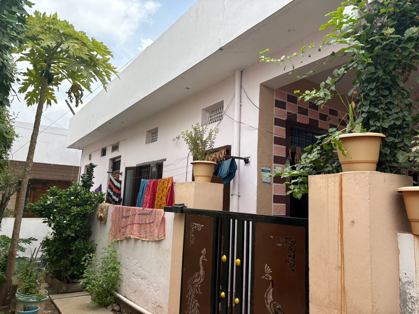 100 Sq. Yards House For sale At Uppal