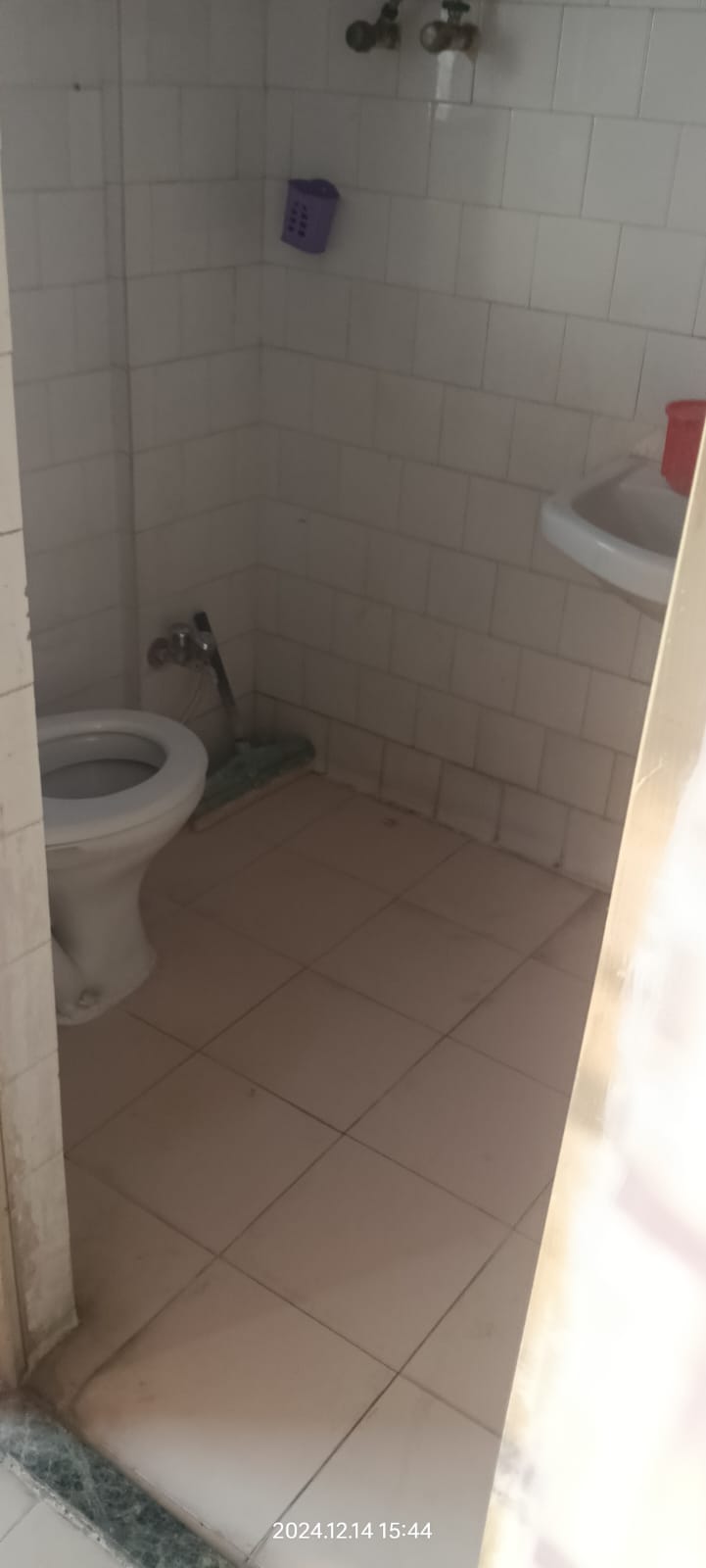 Spacious 2BHK Apartment for Sale in Patliputra Colony, Patna