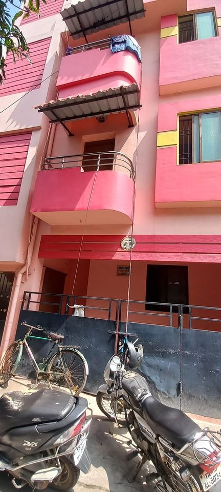 Rental Income Property for Sale in Pooniammanmedu, Kolathur