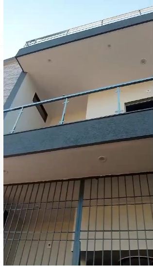 Non-Approved independent house for Sale in  Yashoda Kunj