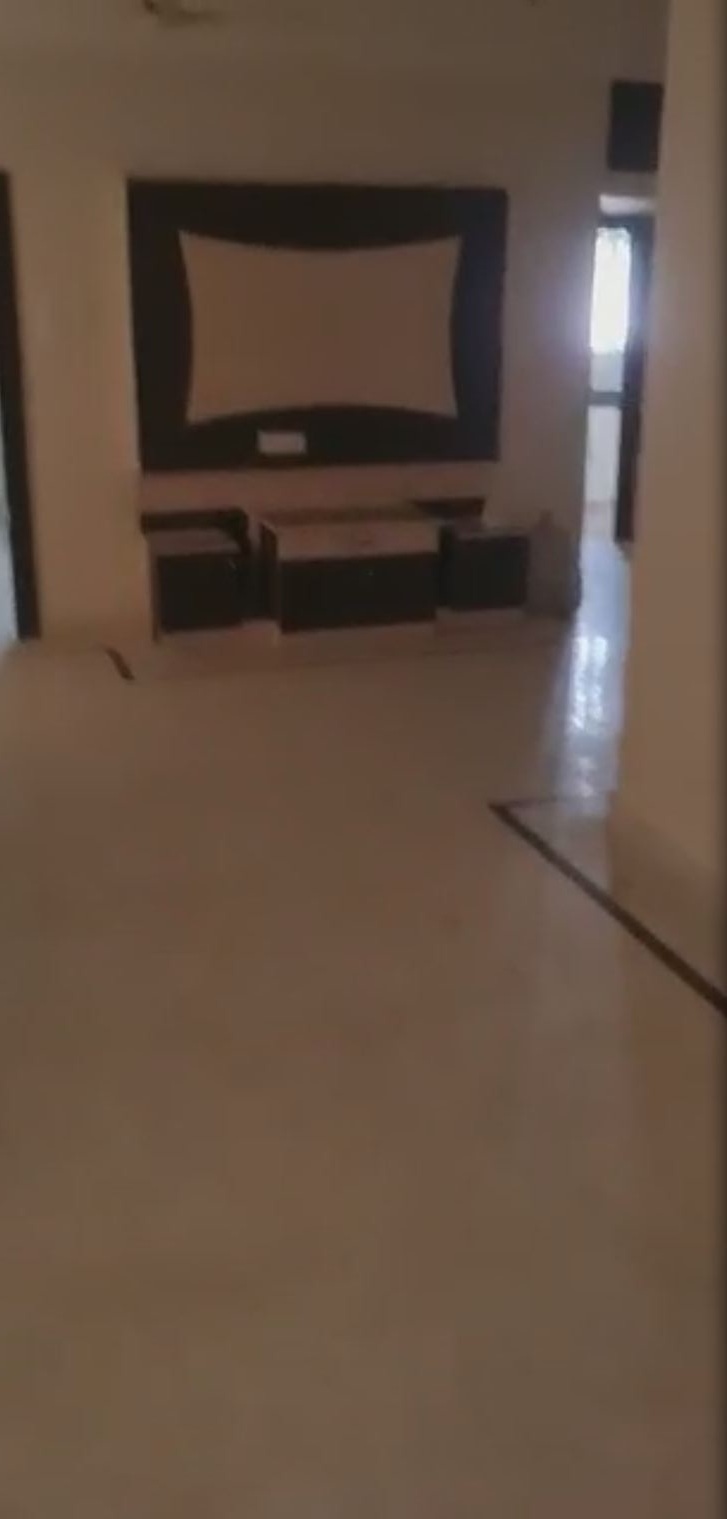 2BHK Flat for sale near madhapur main road 