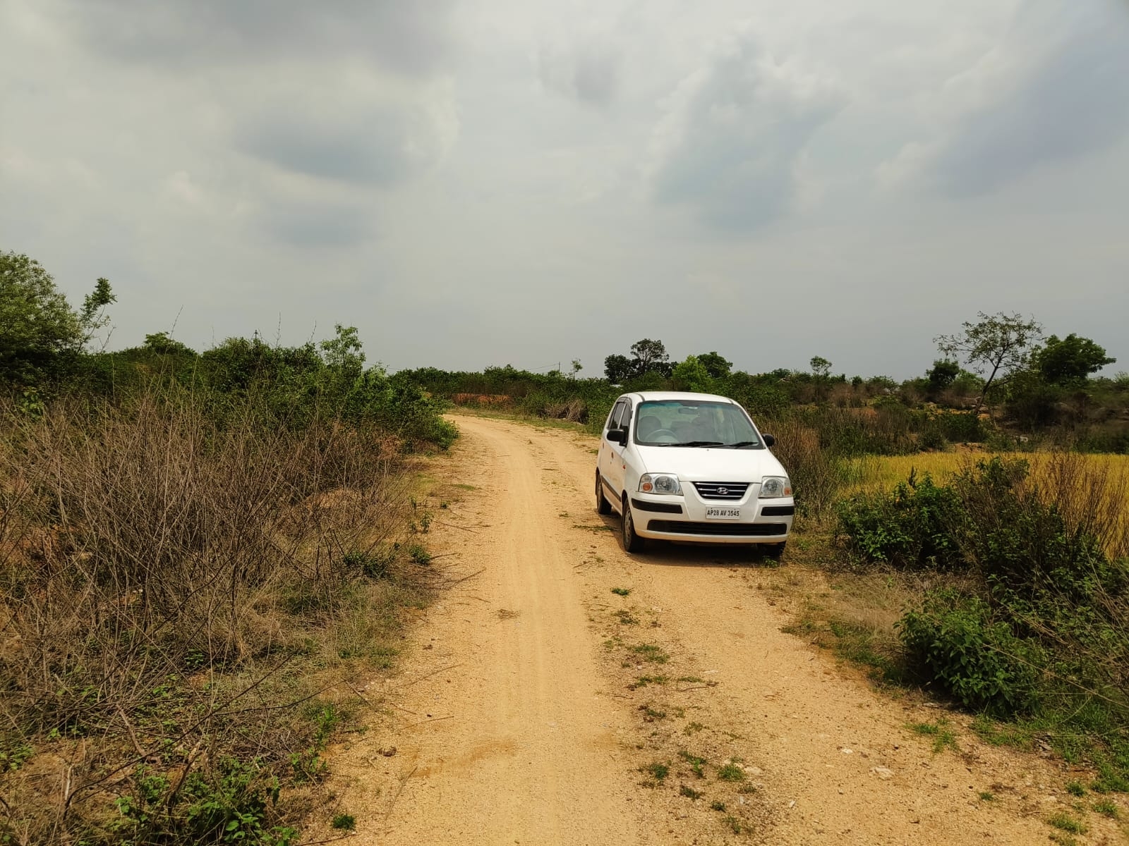 1 Acre Farmhouse Land for sale in Turkapally