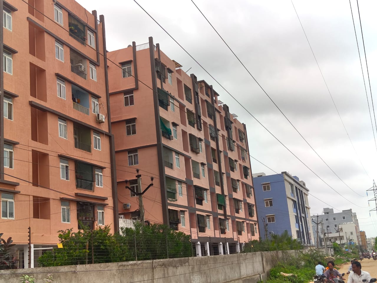3 BHK Flat for Sale in Gated Community  in Ameenpur 