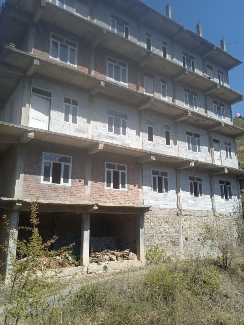 Commercial Property for Sale on Shalaghat-Arki Road, Himachal Pradesh
