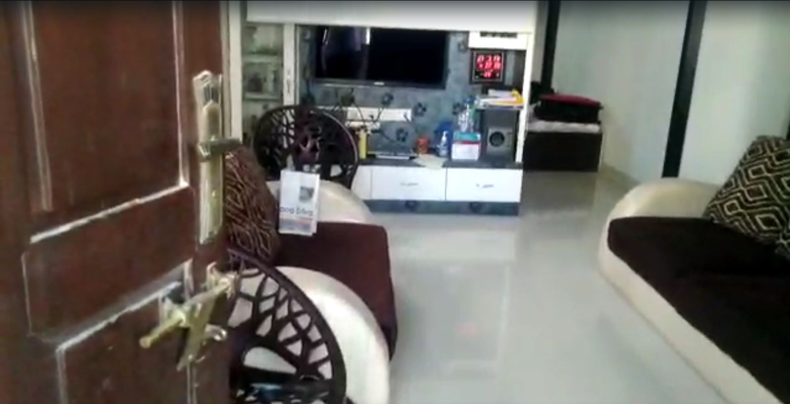 Hmda flat 1515 sft ||  sale in Pragathi nagar || 76 UDS|| 4th Floor