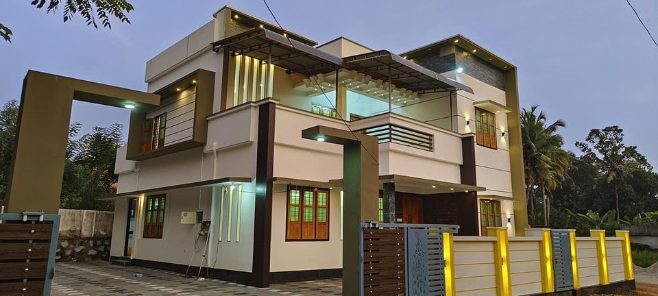 4 Spacious Bedrooms New House for Sale Near Venjaramoodu Town