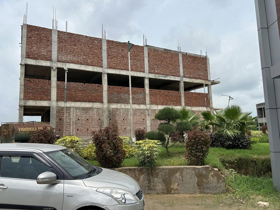 Commercial Properties for Salle  DSS & Booths in ECO City, Panchkula Extension-II
