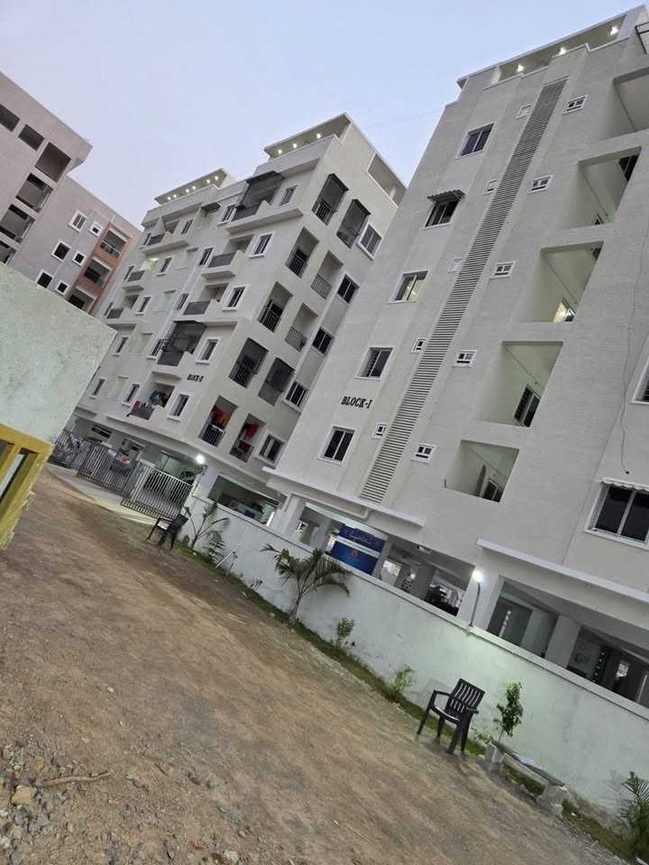 2 & 3 BHK Flats for Sale near Ameenpur(BHEL - Chandanagar)