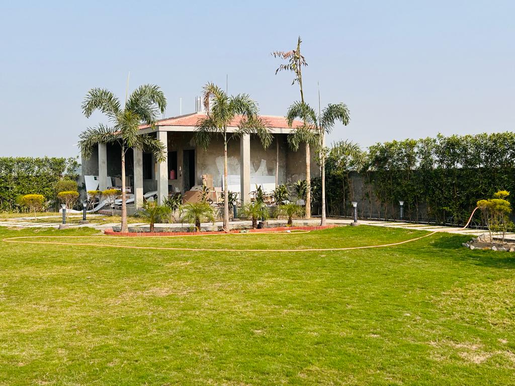 Luxury Farmhouse for Sale at Aero Western Green, Yamuna Expressway