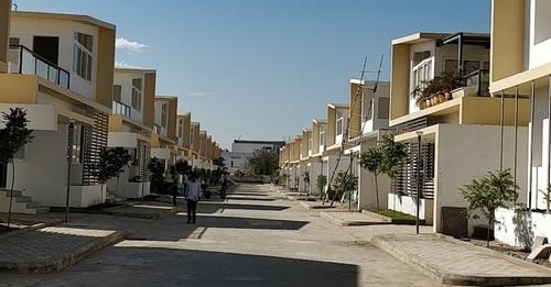 SARK Villas For Resale Mokila
