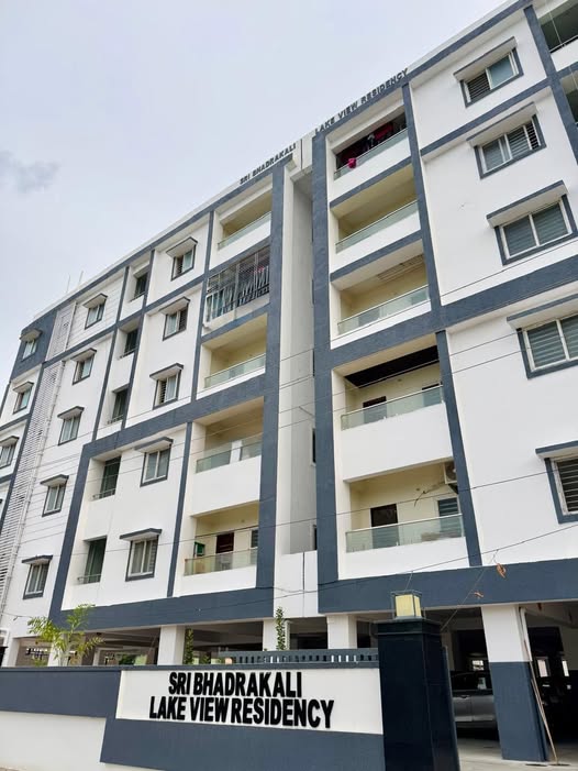 3 BHK Flat  For Sale In Kapuwada Warangal