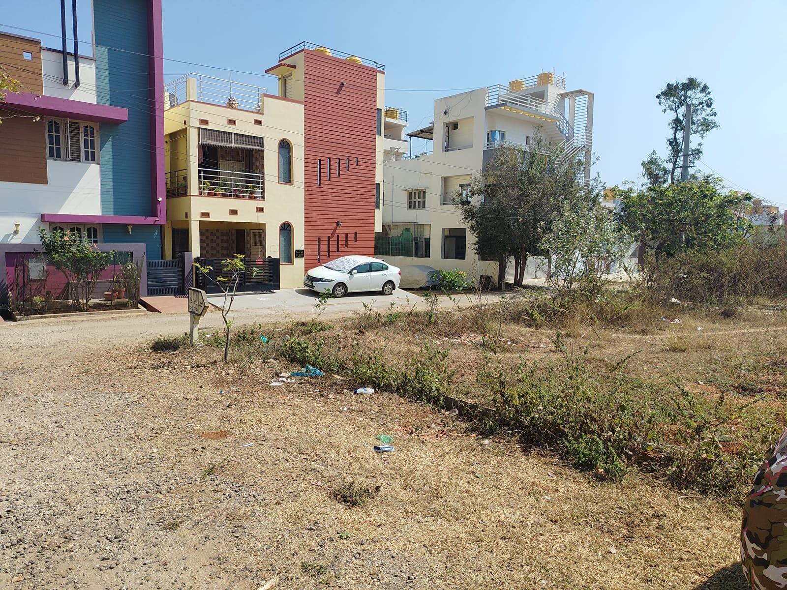 North east corner residential plot park facing at Bogadi Karnataka