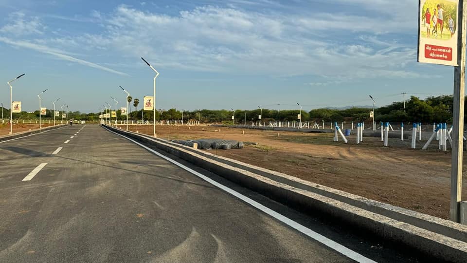 READY FOR CONSTRUCTION PLOTS AVAILABLE at VILANGUDI MADURAI
