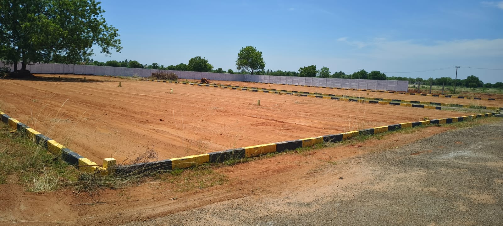 House sites for sale near Trichy to Tokaimalai NH