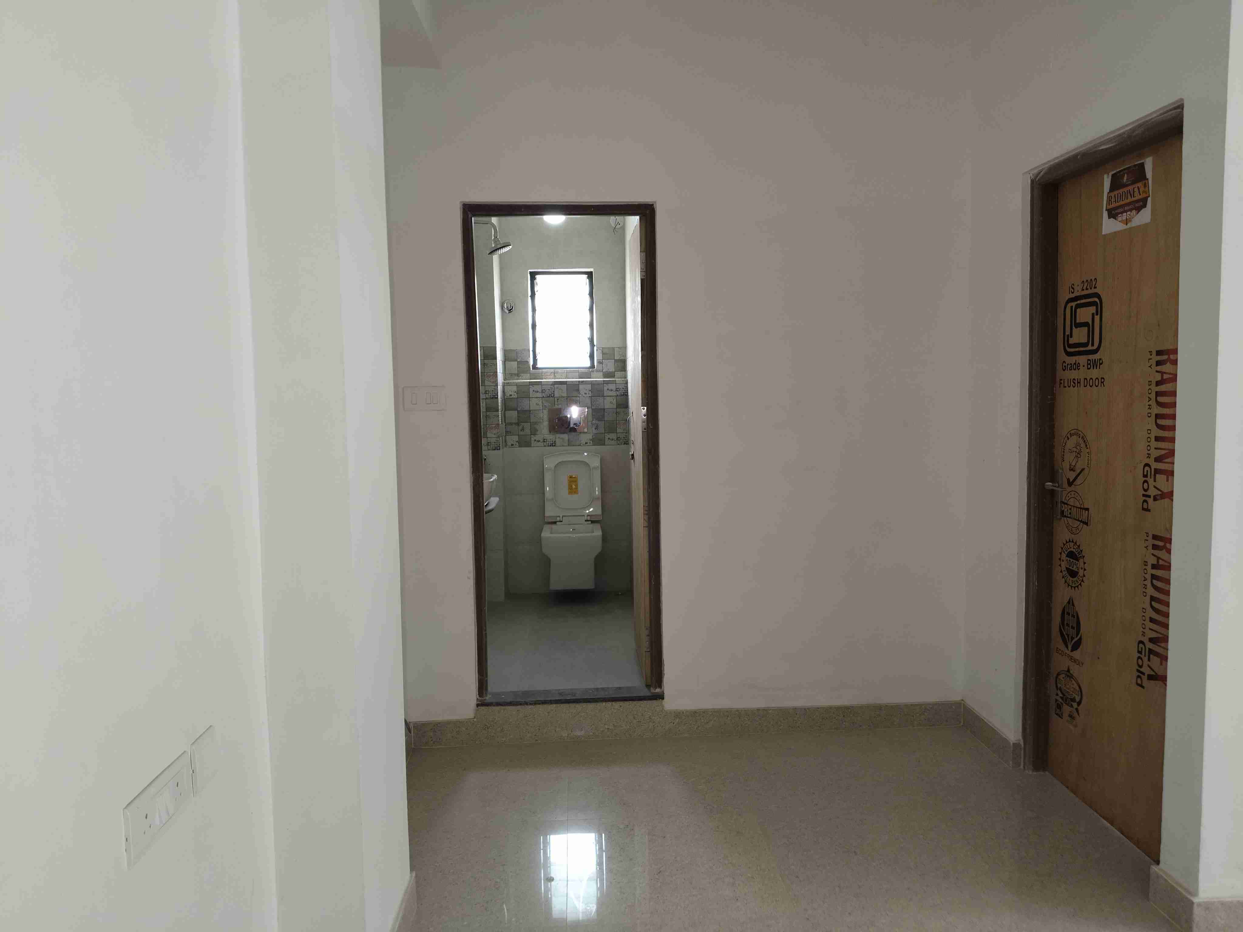 READY TO MOVE FLAT FOR Sale