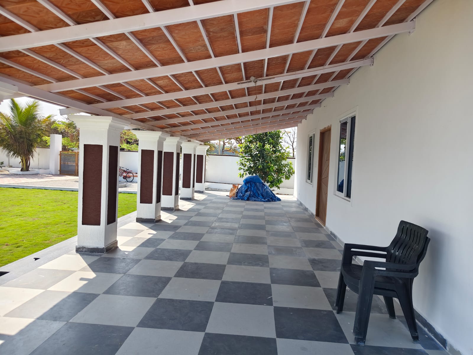 31 GUNTAS RESORT SALE - KONDAPOCHAMMA RESIRVIOR - MARKOOK