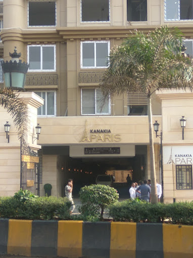 Auction Flat available for Sale at Kanakia Paris, BKC, Bandra East