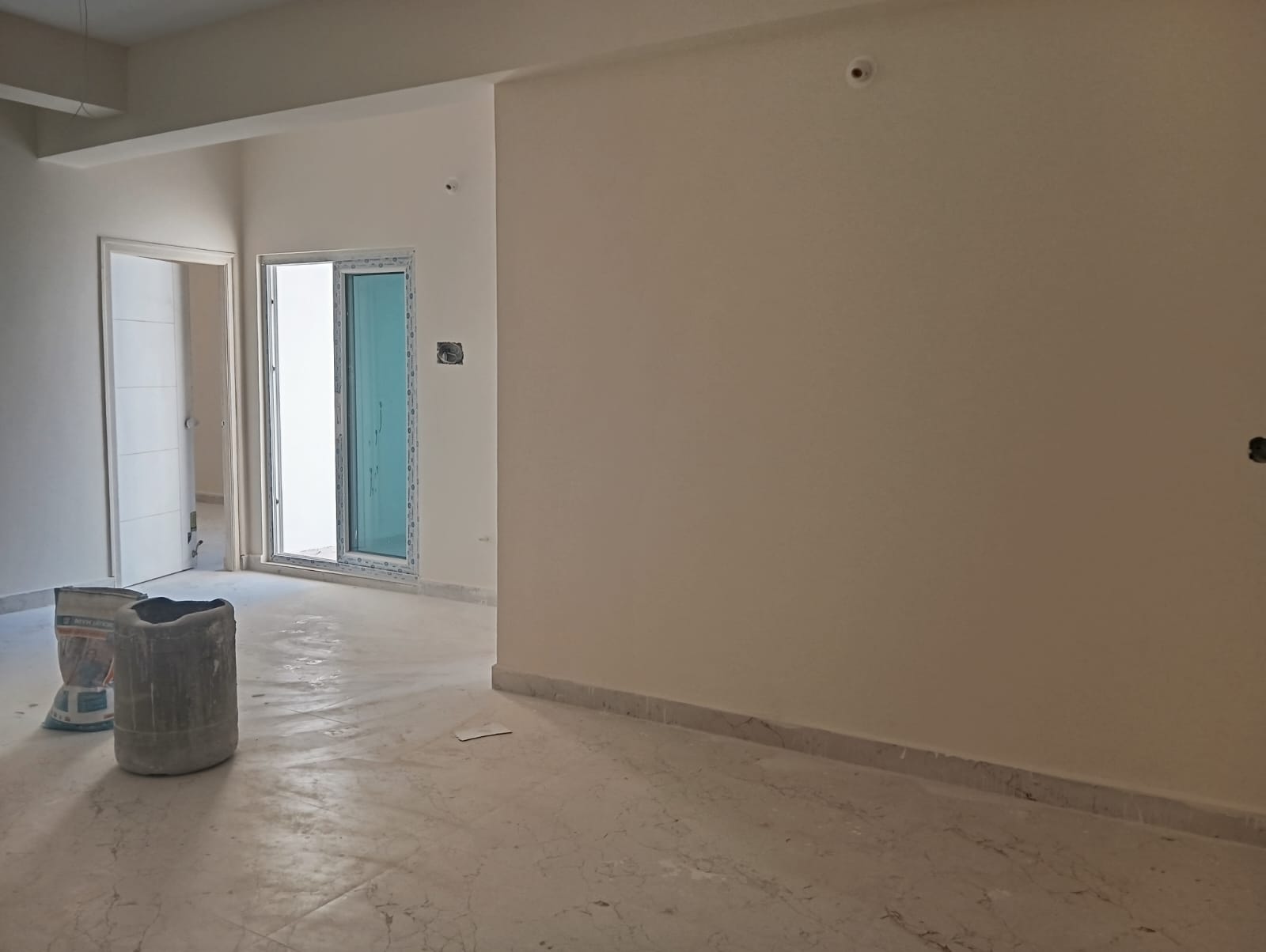 Flats for sale in Ameenpur 