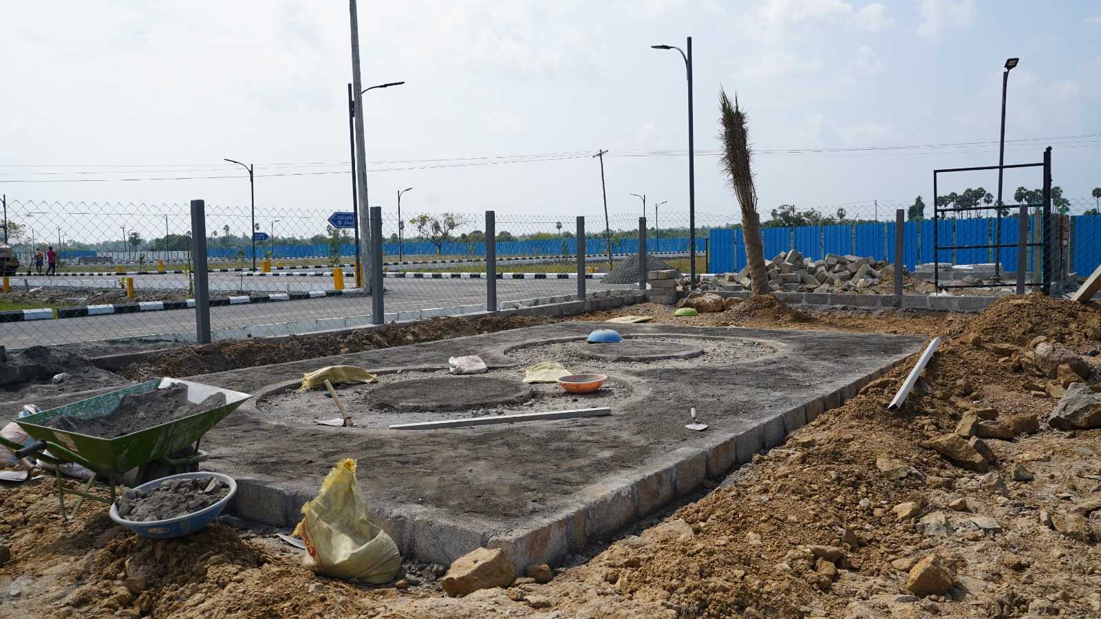 Low Budget Premium on Road Property 