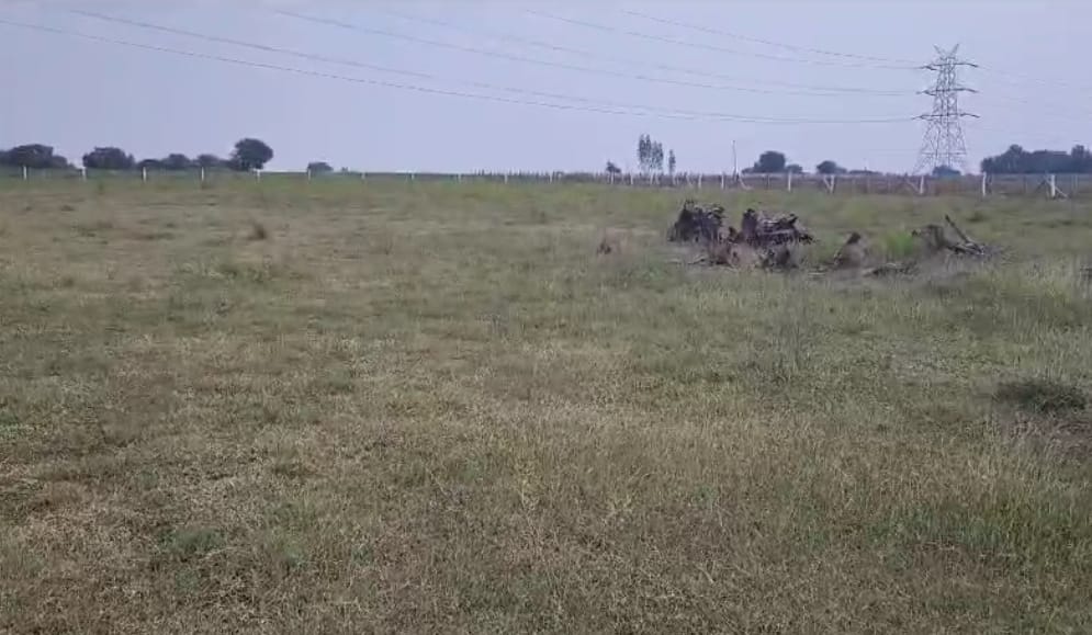 1-20 guntas land 50 lakhs per acre near siddipet at bandharam village 