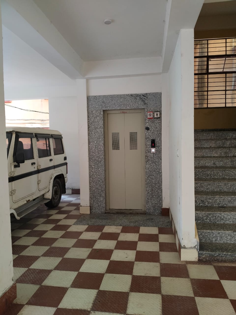 3BHK NEW READY TO MOVE FLAT FOR SALE