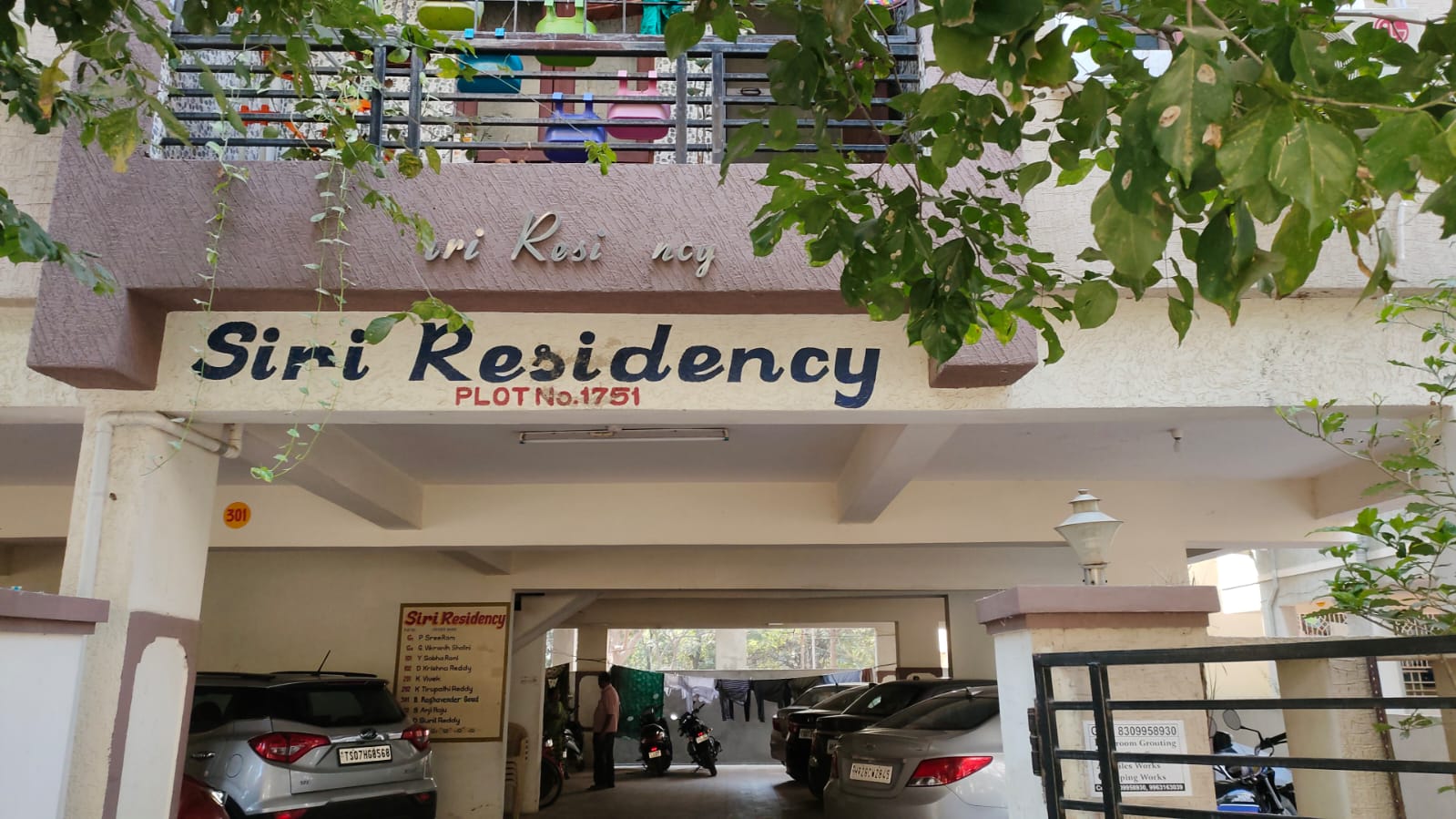 FLAT FOR SALE AT  PRAGATHI NAGAR IN SIRI RESIDENCY  