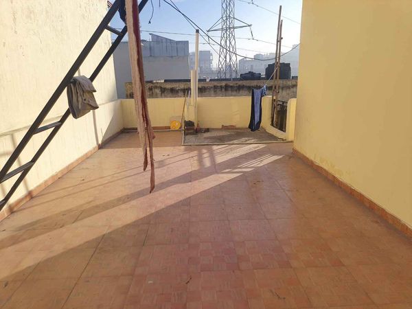 8 bhk kothi for sale in Basanti bagh baddi. 
