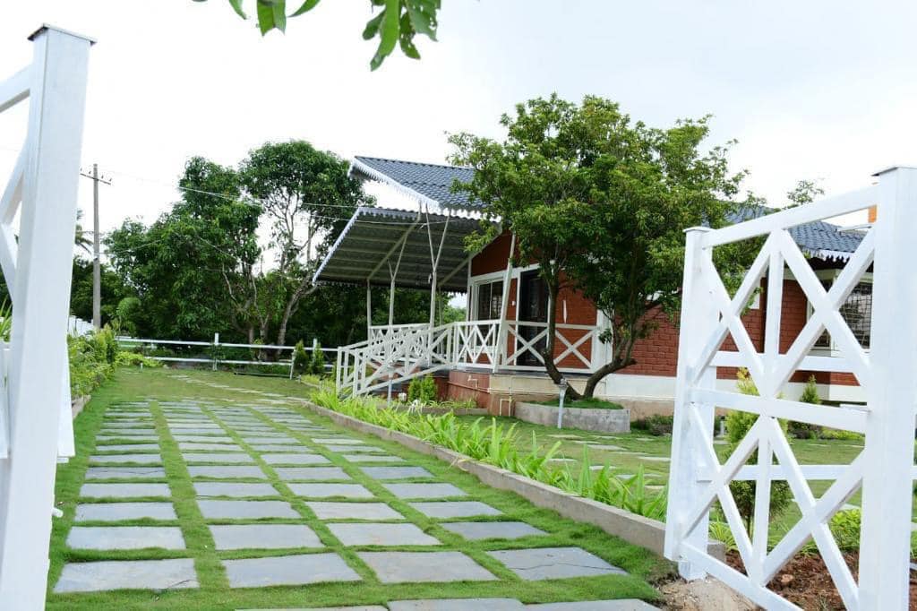 5 Gumtas Farmland for Sale in Mountain Bliss, Daddikamlapur