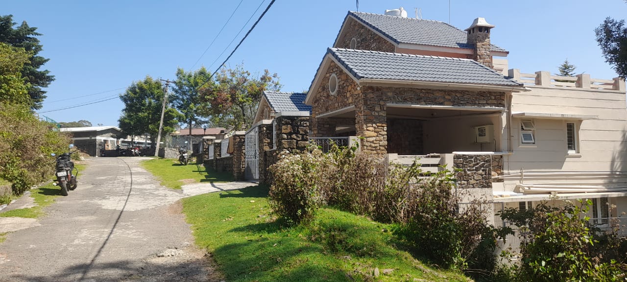 Beautiful Mountain View Stone Bungalow for Sale at Kodaikanal Hills